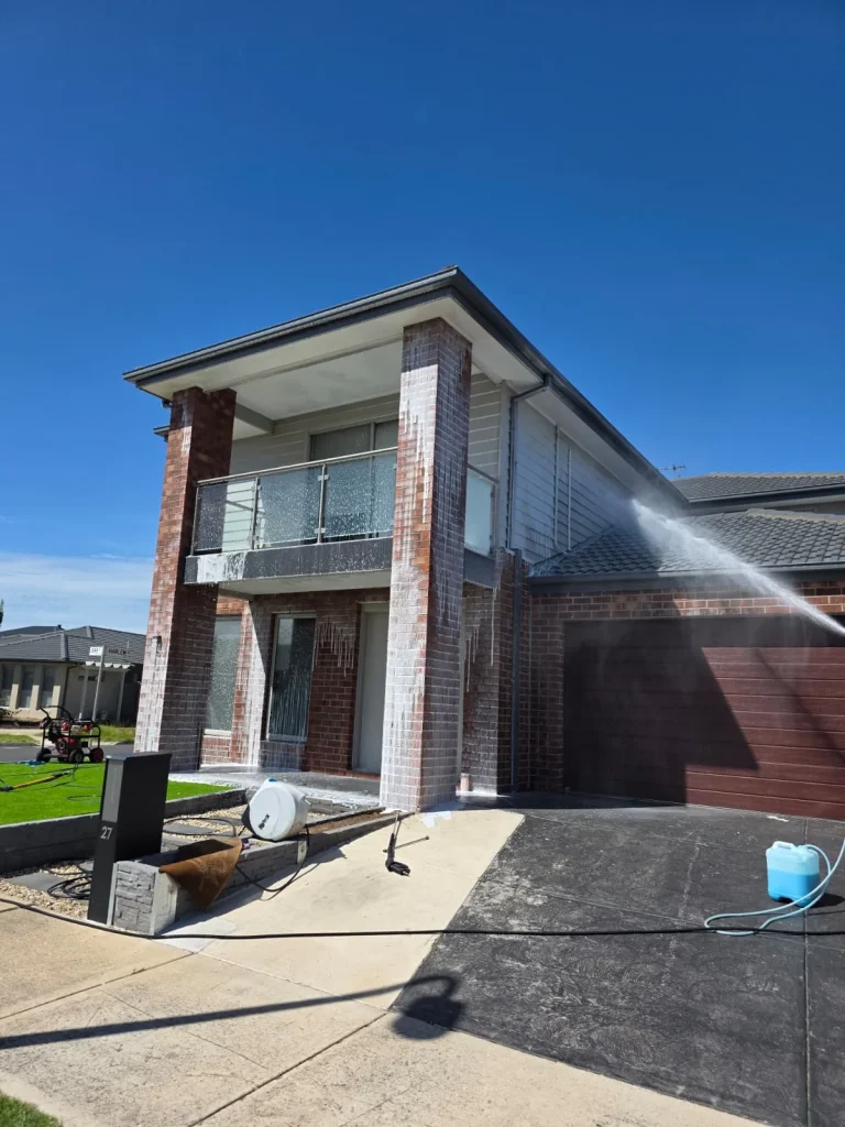 Commerical Soft Washing Service Menourne